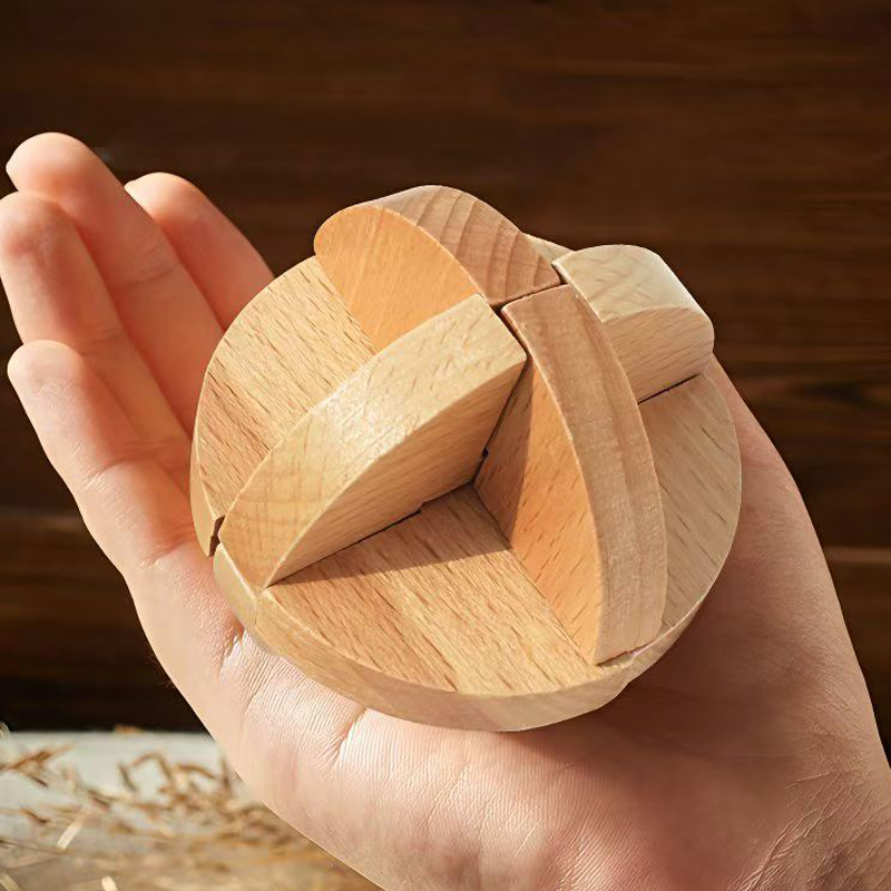 Classic Lu Ban ball Wooden Bra - Game Educational For Kids Free recension och pris
